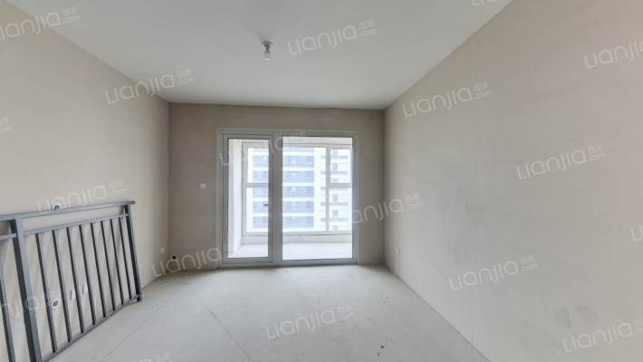 海信九麓府二手房实景图