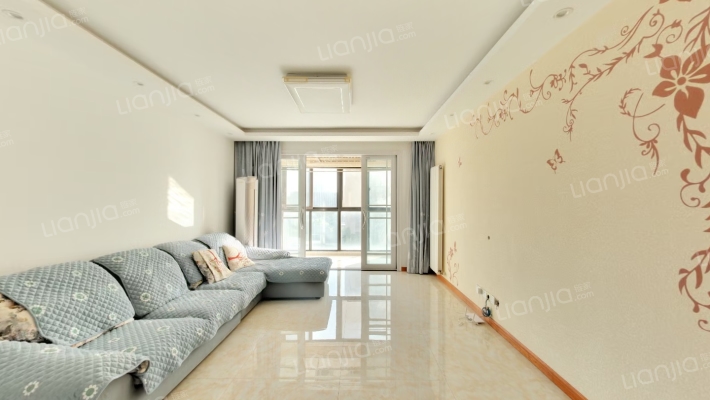 绿地世纪城一期二手房实景图