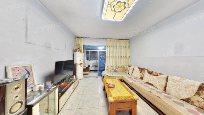 塔西南石油小区二手房实景图