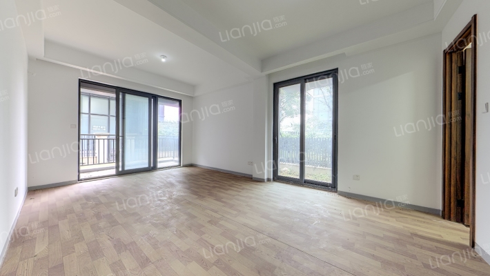 融信招商兴望轩二手房实景图