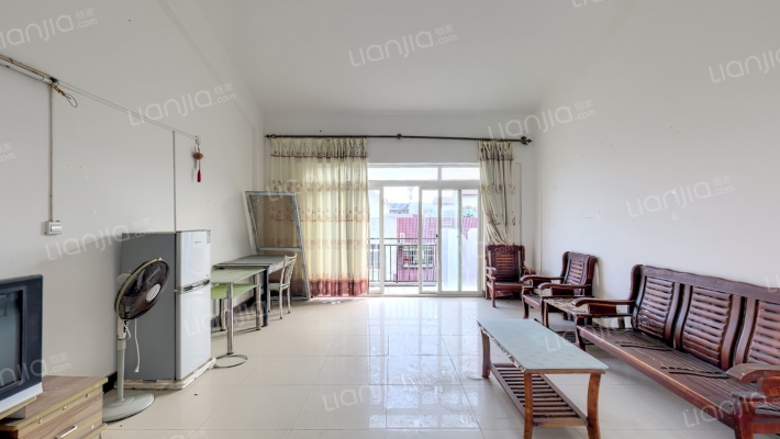 银湾华苑二手房实景图