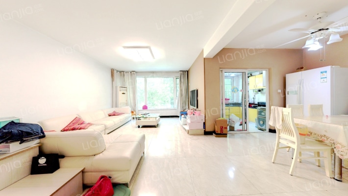 泉印兰亭二手房实景图