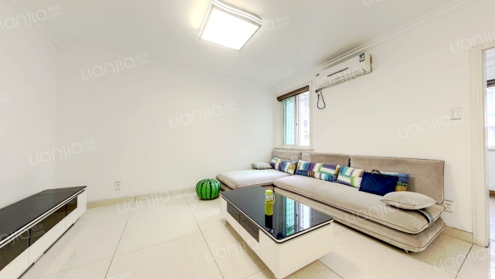 蓝天公寓二手房实景图