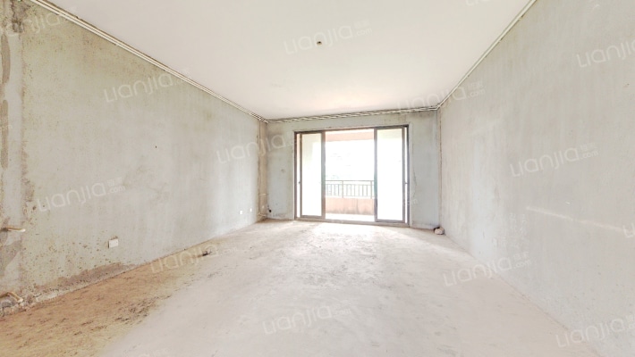 绿地悦城A区二手房实景图