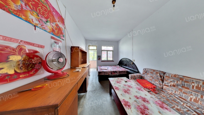 果品公司家属院二手房实景图