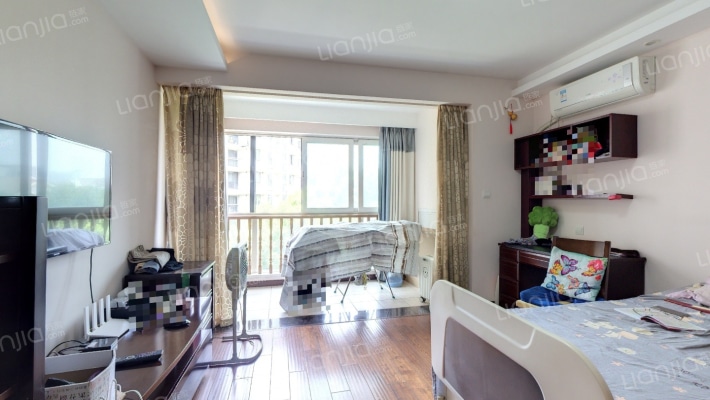 中星海上名庭(一期)二手房实景图