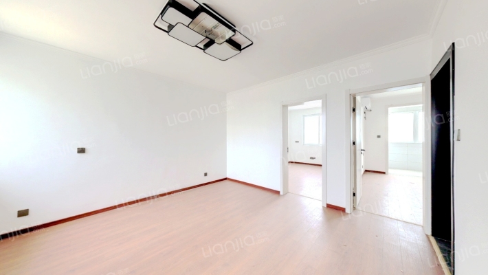 张小楼嘉苑二手房实景图