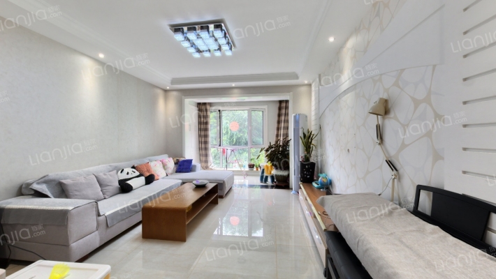 保利西山林语二手房实景图