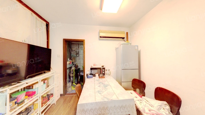 聚宝花园二手房实景图