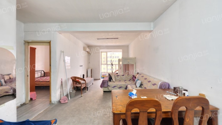 信息大厦二手房实景图