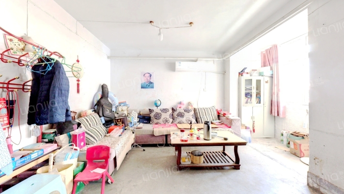 石佛乡政府家属院二手房实景图