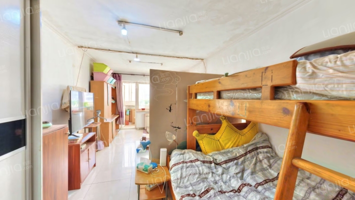 青年公寓二手房实景图