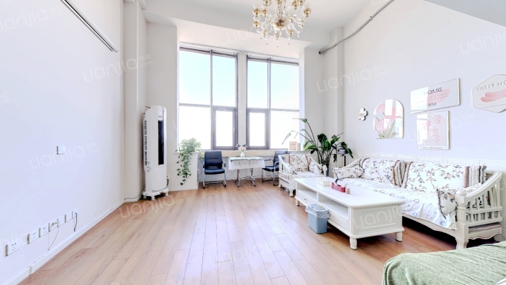 蓝泰海乐府二手房实景图