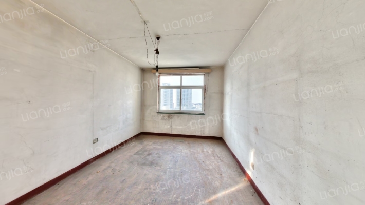 台西纬四路二手房实景图