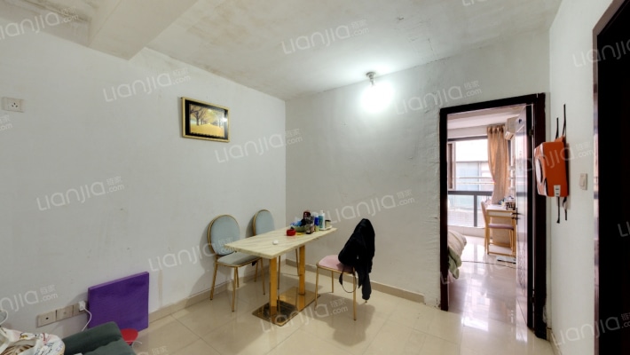 张步新村二手房实景图