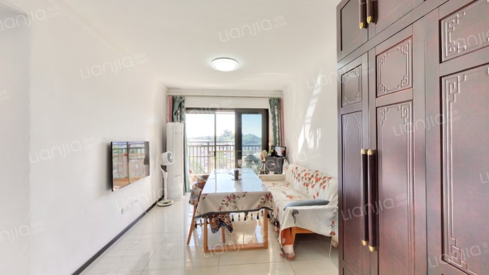 龙光玖誉山二手房实景图