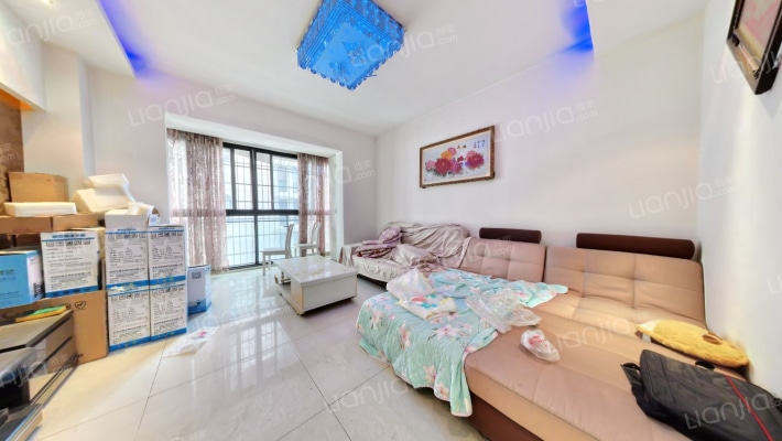 新杰36号公馆二手房实景图