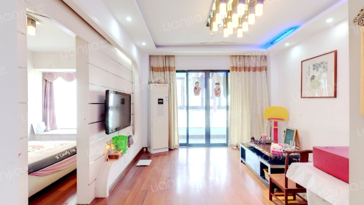 泰然南湖玫瑰湾二期二手房实景图