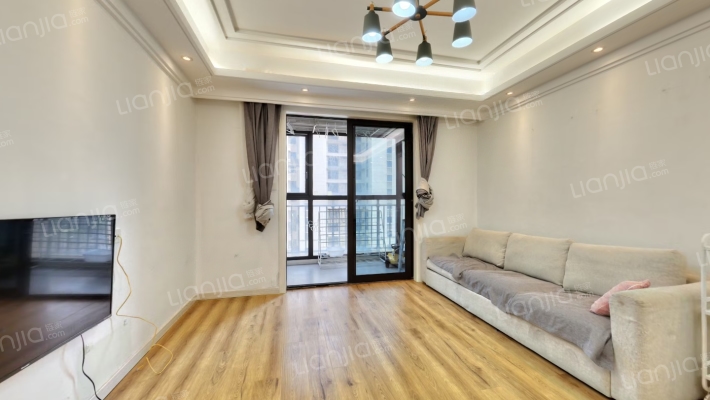 绿地汉口中心二手房实景图