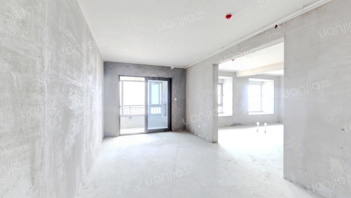 融创·翡翠海岸城二手房实景图