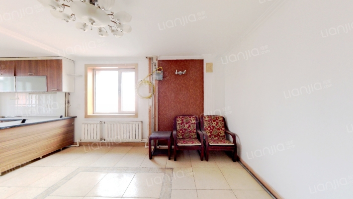 金利苑二手房实景图