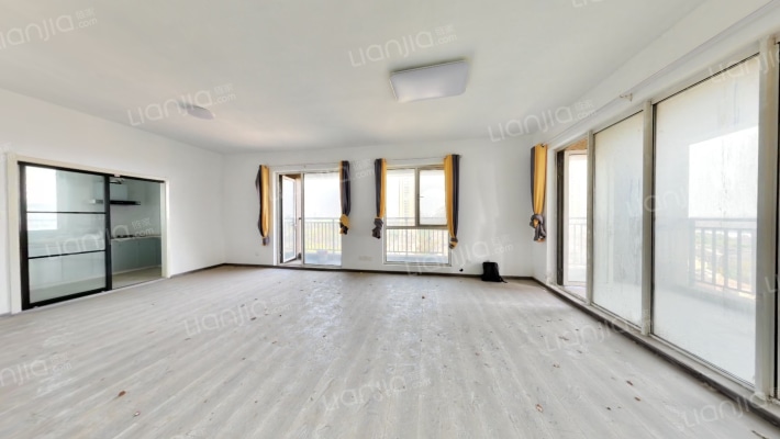 卡森卫星城王庭世家二手房实景图