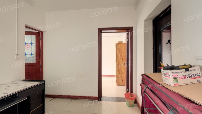 内衣厂家属院二手房实景图