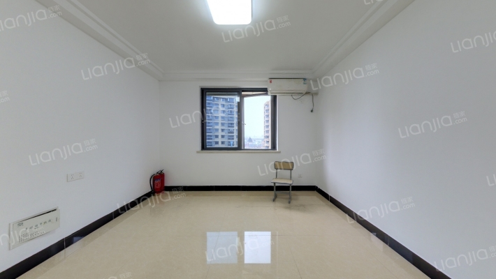 新沁家园二手房实景图