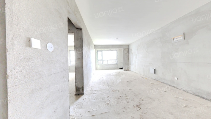 兰园二手房实景图