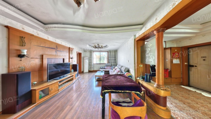 九龙花苑二手房实景图