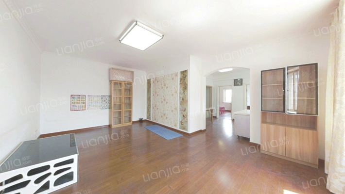 站前西路中行宿舍二手房实景图