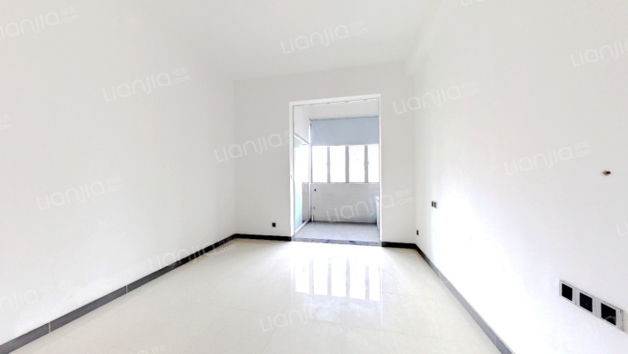 澳盈商务中心二手房实景图