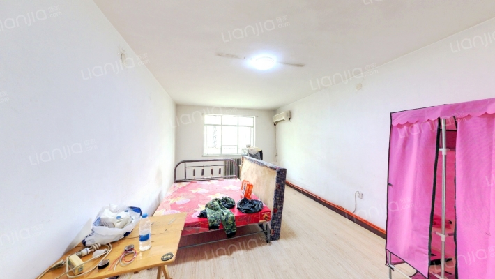 东川里二手房实景图