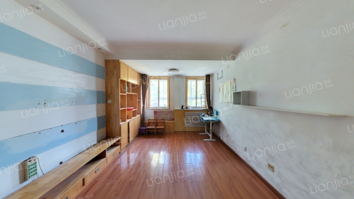 盛福花园二手房实景图