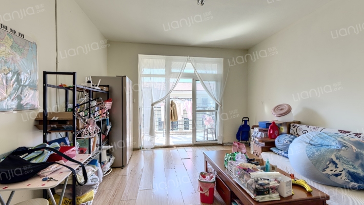 美加湖滨新城一期二手房实景图