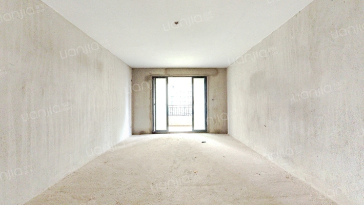新建城A4二手房实景图