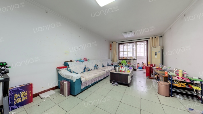 康居南区二手房实景图