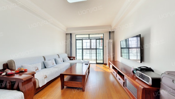 多蓝水岸银沙苑二手房实景图