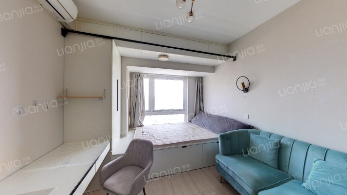 天翠广场湾流空间二手房实景图