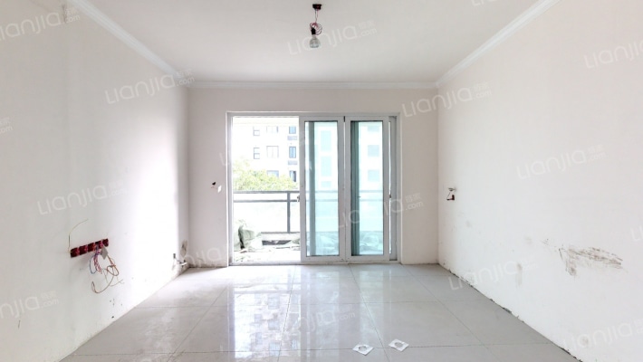 世合理想大地至真里二手房实景图