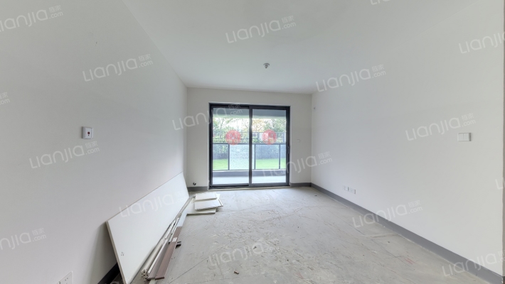 爱情山河万物二手房实景图