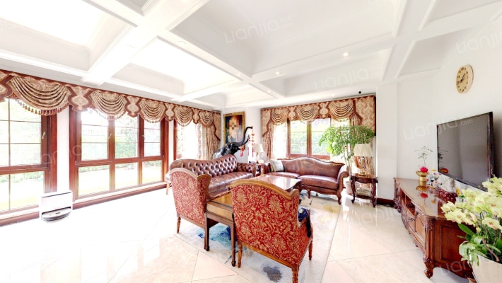 颖奕博园高尔夫别墅二手房实景图