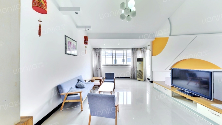 湖畔山庄二手房实景图