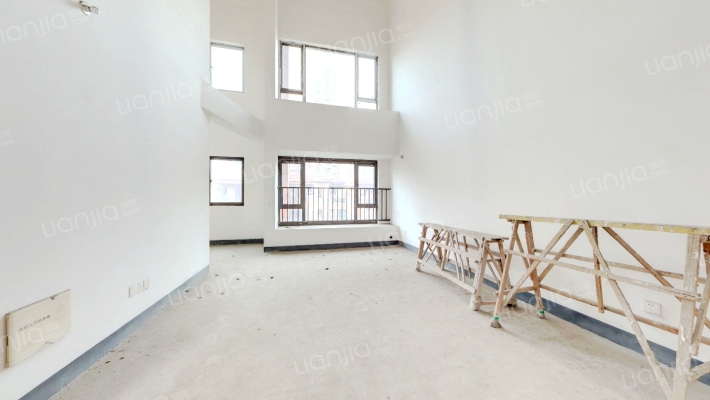 两江春城春逸苑二手房实景图