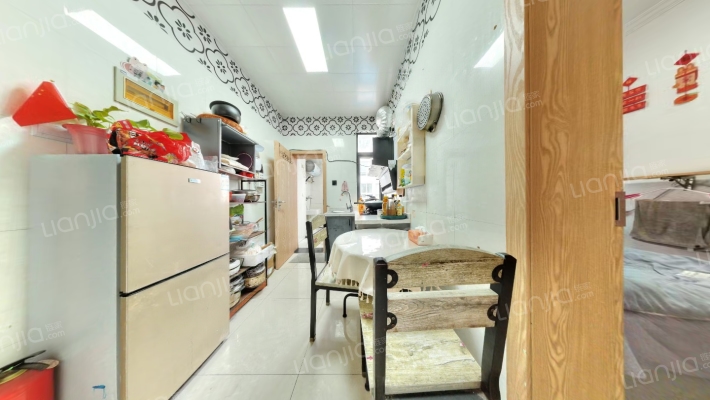 东汇路65号二手房实景图