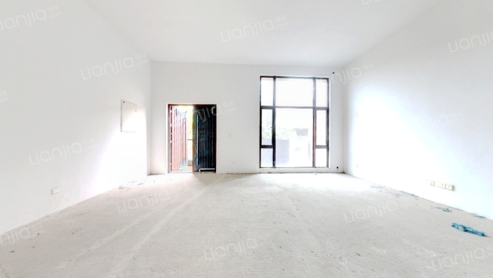 星河丹堤二手房实景图