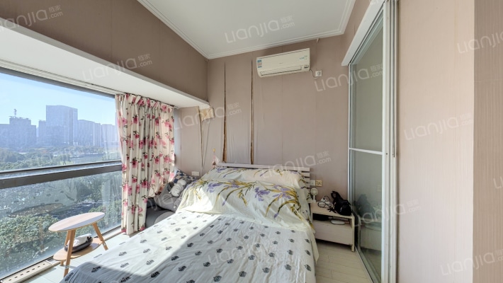 宁波高新科技广场二手房实景图