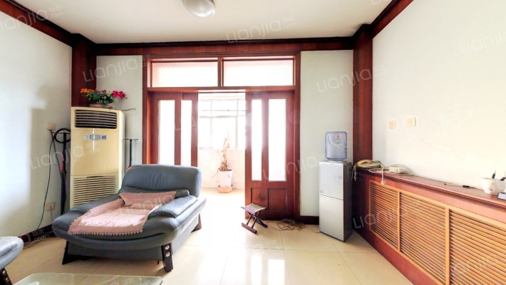 东风小区二手房实景图