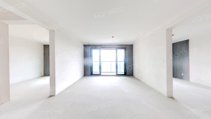 融创江岸臻园二手房实景图