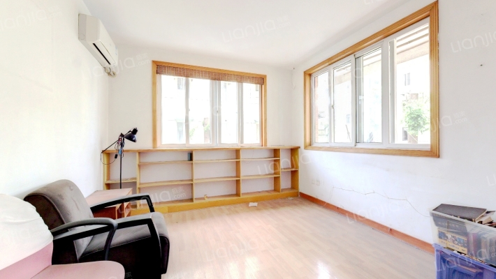 中科小区(长宁)二手房实景图